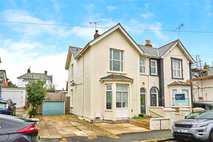 4 Bedroom Semi-Detached House For Sale In Albert Road, Isle Of Wight, PO37