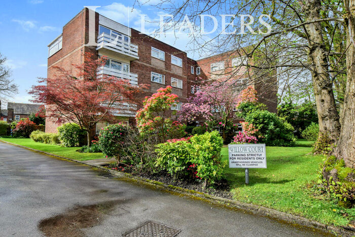 2 Bedroom Apartment To Rent In Willow Court, M14