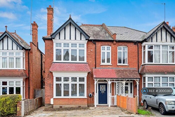 4 Bedroom Semi Detached House To Rent In Whitehall Road, Harrow, HA1