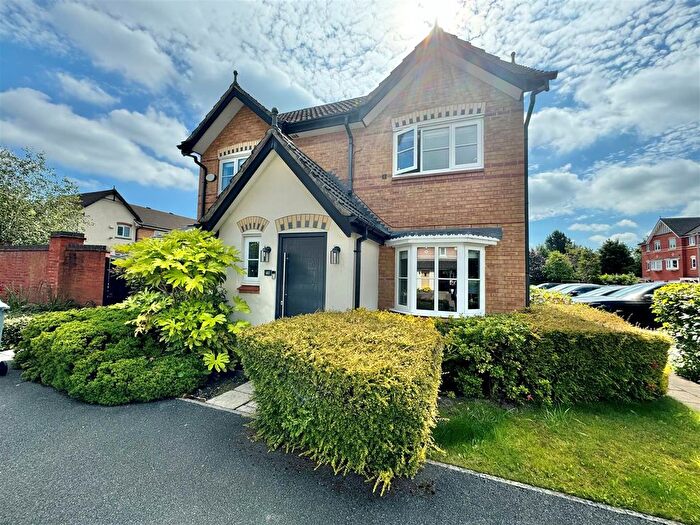 3 Bedroom Semi-Detached House For Sale In Alveston Drive, Wilmslow, SK9