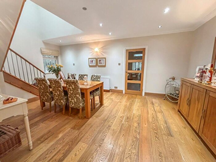 5 Bedroom Detached House For Sale In Tile Kiln Lane, Bexley, Kent, DA5