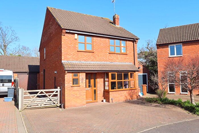 3 Bedroom Detached House For Sale In Llys Derwen, Higher Kinnerton, Chester, CH4