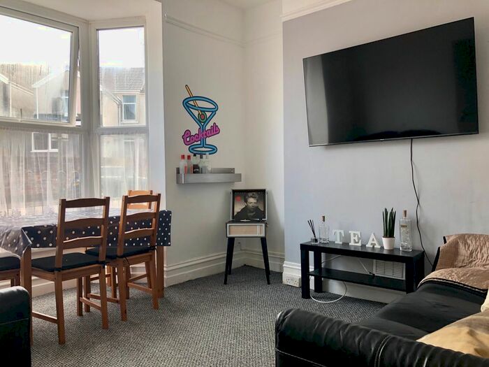 6 Bedroom Terraced House To Rent In Marlborough Road, Brynmill, Swansea, SA2