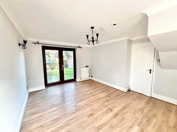 2 Bedroom Terraced House To Rent In Britannia Road, Brentwood, CM14