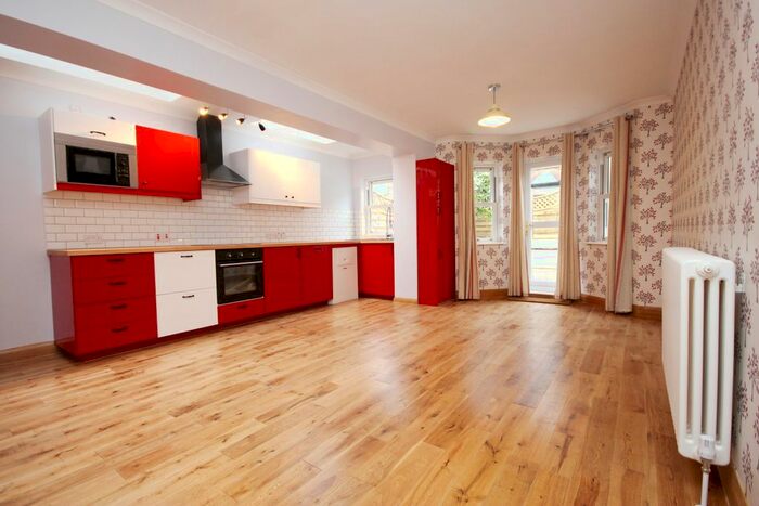 5 Bedroom Terraced House To Rent In Ritches Road, London N15