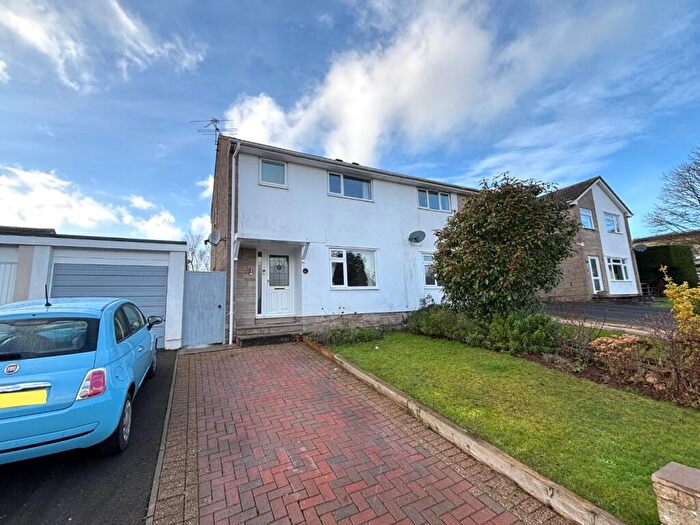 3 Bedroom Semi-Detached House For Sale In Welton Grove, Midsomer Norton, BA3