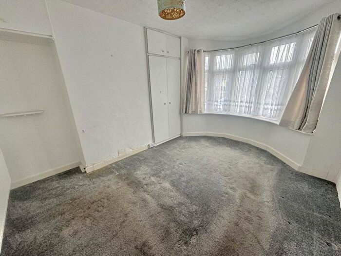 2 Bedroom Bungalow For Sale In Blandford Road, Hamworthy, Poole, BH15