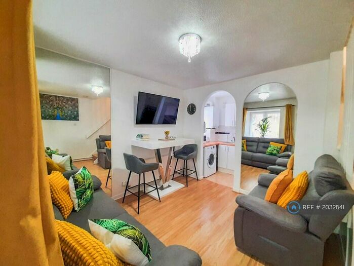 1 Bedroom Terraced House To Rent In Haldane Road, London, SE28