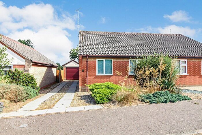 2 Bedroom Semi-Detached Bungalow To Rent In Victoria Way, New Costessey, Norwich, NR5
