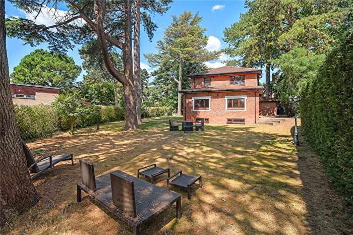 5 Bedroom Detached House To Rent In Ballard Close, Kingston Upon Thames, KT2