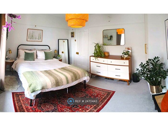 2 Bedroom Terraced House To Rent In Fairfield Place, Bristol, BS3