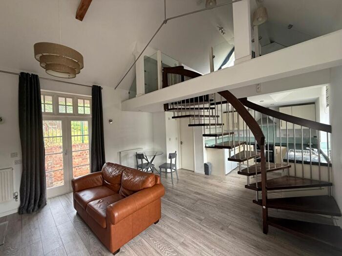 1 Bedroom Apartment To Rent In The Reading Room, Clifton Village, NG11