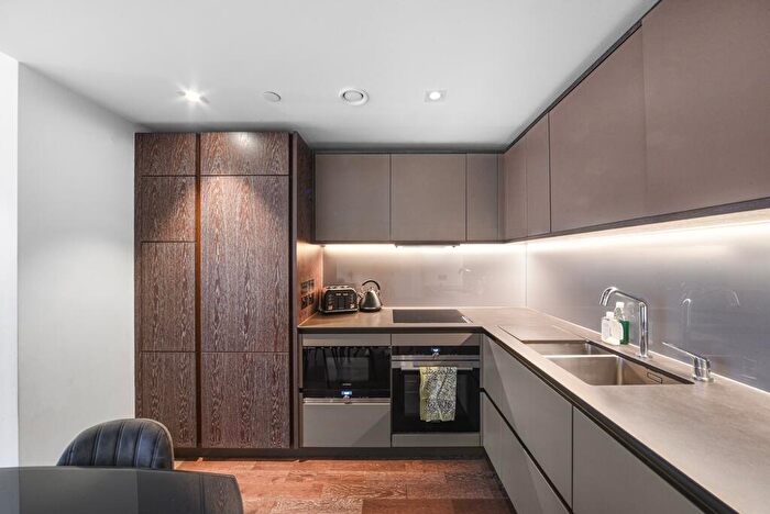 2 Bedroom Apartment For Sale In Wandsworth, SW11