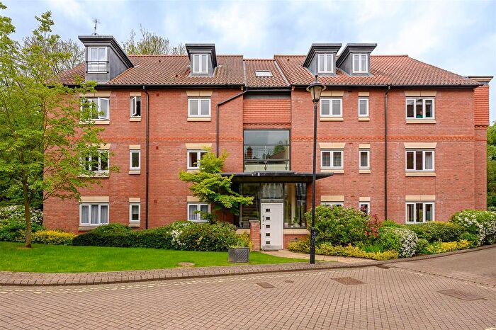 2 Bedroom Flat For Sale In Assembly House, The Avenue, York, YO30