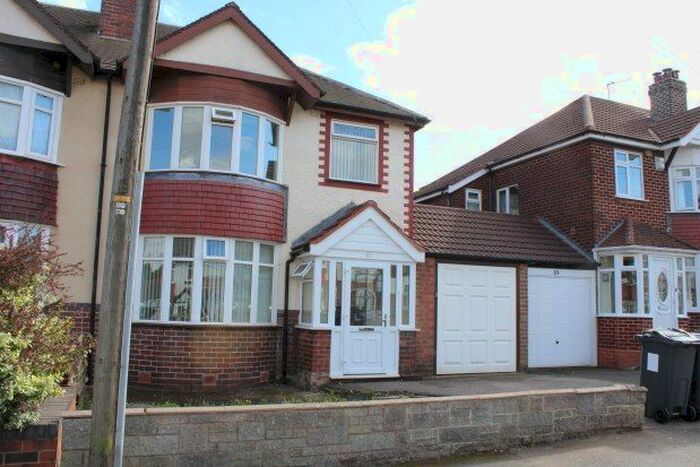 3 Bedroom Property To Rent In Woodlands Farm Road, Birmingham, B24
