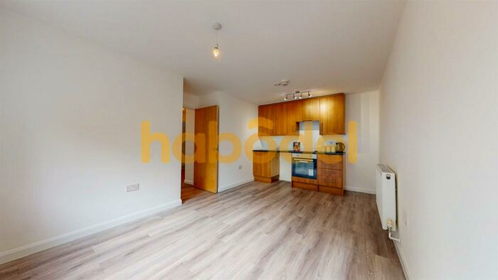 2 Bedroom Flat To Rent In Lockside House, Yardley Wood Road, Yardley Wood, Birmingham, B14
