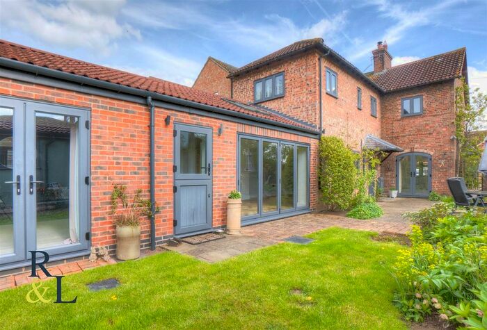 3 Bedroom Cottage For Sale In Main Street, Kinoulton, Nottingham, NG12