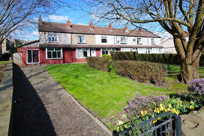 2 Bedroom End Of Terrace House For Sale In Oxford Terrace, Baildon, Shipley, West Yorkshire, BD17
