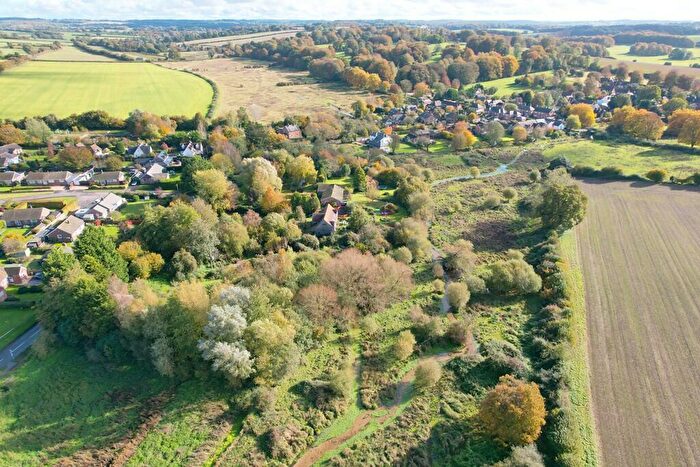4 Bedroom Detached House For Sale In Alresford Road, Cheriton, Alresford, Hampshire, SO24
