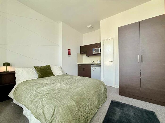 Studio To Rent In The Square, - North Road East, Plymouth, PL4