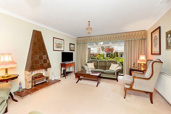 4 Bedroom Detached House For Sale In Avon Place, Cramond, Edinburgh, EH4