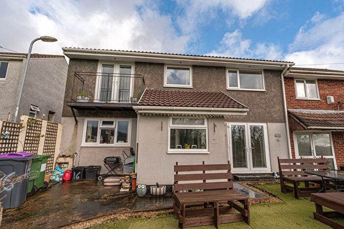 4 Bedroom Semi-Detached House For Sale In Wimbourne Rise, Pontnewydd, NP44