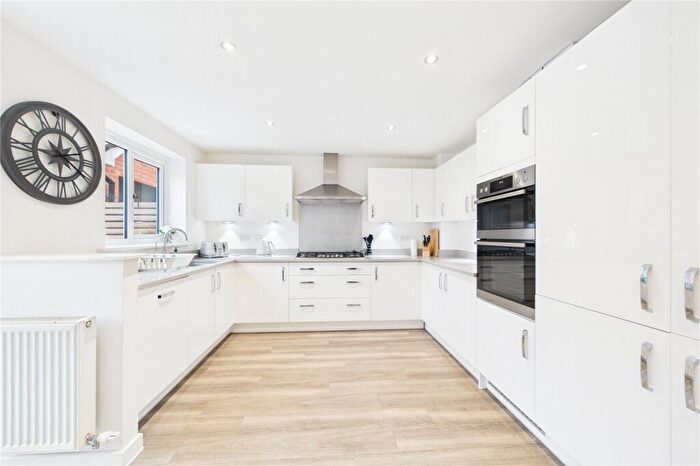 4 Bedroom Detached House For Sale In Fingal Crescent, Spencers Wood, Reading, Berkshire, RG7