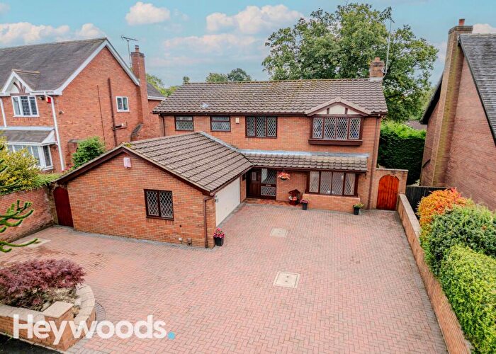 4 Bedroom Detached House For Sale In Castel Close, Seabridge, Newcastle Under Lyme, ST5