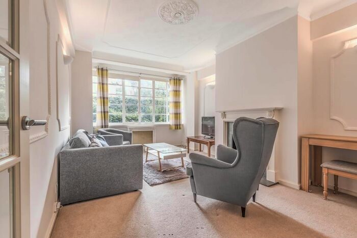 2 Bedroom Flat To Rent In Lancaster Close, St. Petersburgh Place, W2