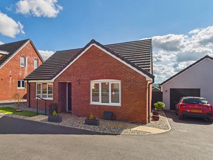 2 Bedroom Bungalow For Sale In Closewool Grove, South Molton, Devon, EX36