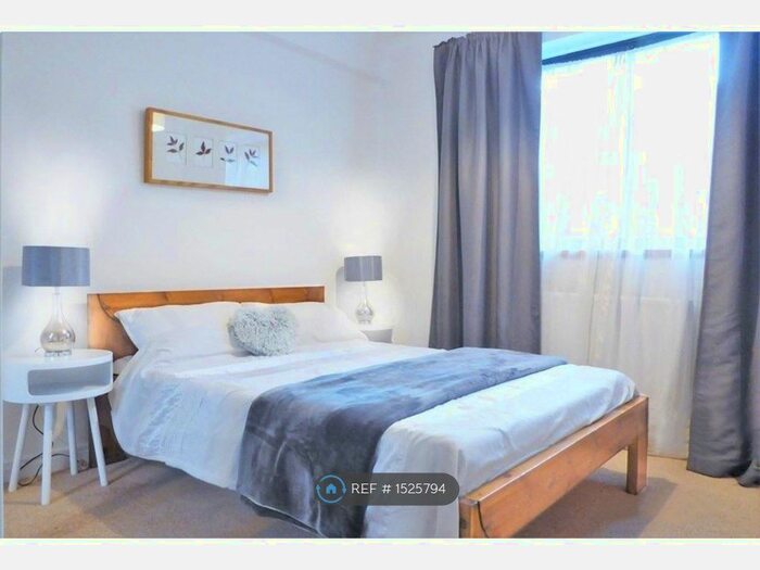 1 Bedroom Flat To Rent In Stuart House, London, W14