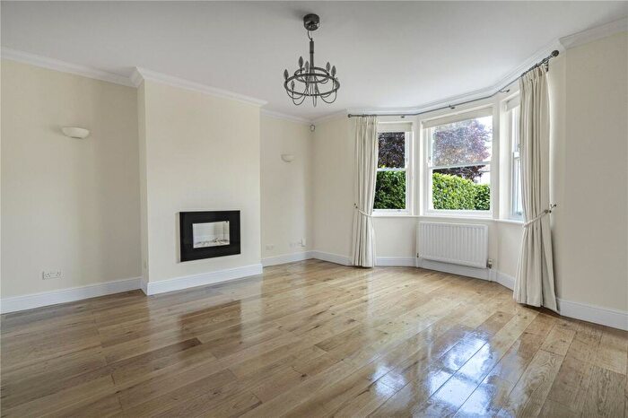 2 Bedroom Apartment For Sale In Victoria Road, Summertown, OX2