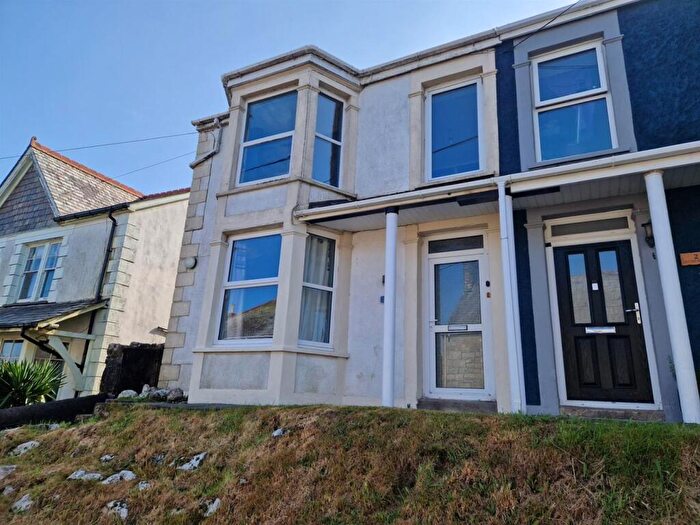 3 Bedroom Semi-Detached House For Sale In Hendra Road, St. Dennis, PL26