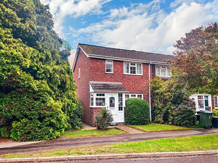 2 Bedroom Terraced House For Sale In Compton Drive, Bognor Regis, PO22