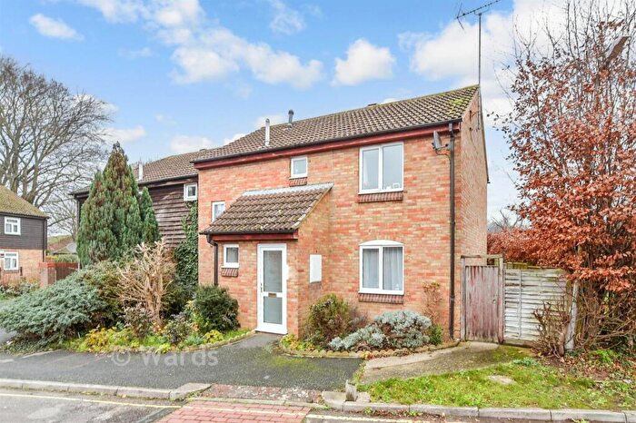 4 Bedroom Semi-Detached House For Sale In Craddock Road, Canterbury, Kent, CT1