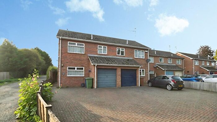 3 Bedroom Semi Detached House For Sale In Harecroft Road, Wisbech, Cambridgeshire, PE13