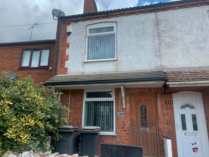 2 Bedroom End Of Terrace House To Rent In Smorrall Lane, Bedworth - Bedroom Property, Large Rear Garden, CV12