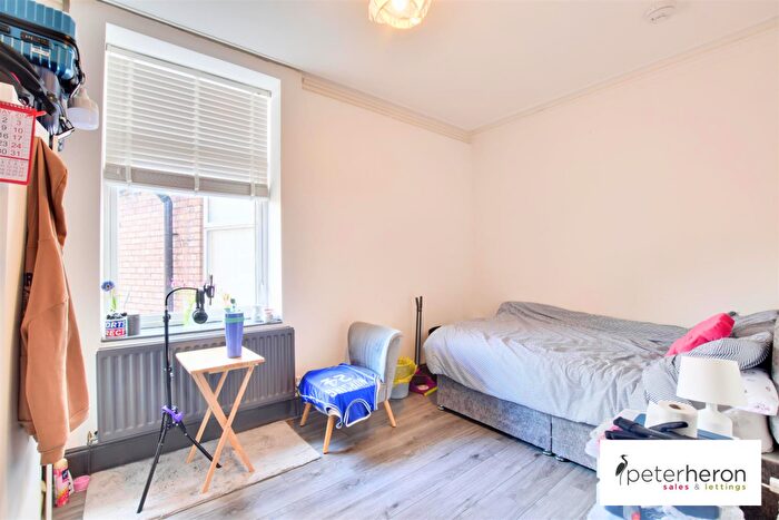 1 Bedroom End Of Terrace House To Rent In Chester Road, Sunderland, SR4