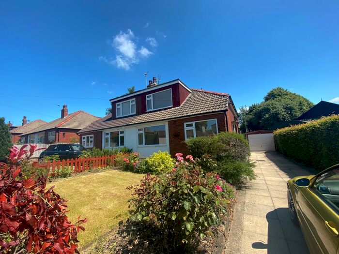 3 Bedroom Bungalow To Rent In Grange Court, Scholes, Leeds, LS15