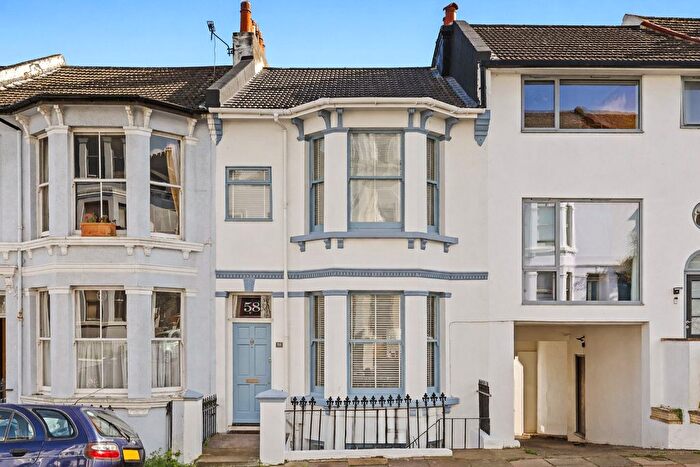 1 Bedroom Flat For Sale In Roundhill Crescent, Brighton, East Sussex, BN2