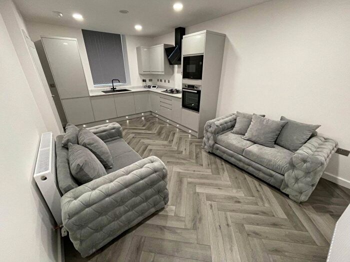 2 Bedroom Flat To Rent In - Bowsden Terrace, South Gosforth, Newcastle Upon Tyne, NE3