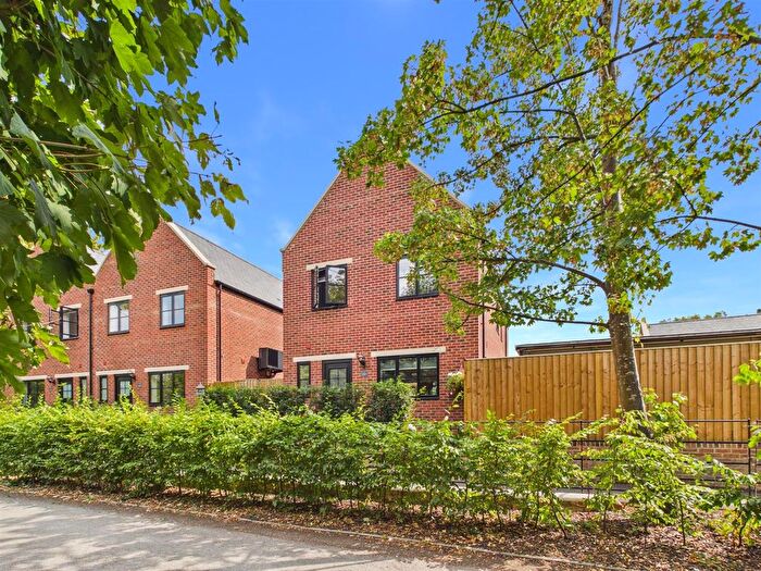 3 Bedroom Detached House For Sale In Millend Lane, Eastington, Stonehouse, GL10