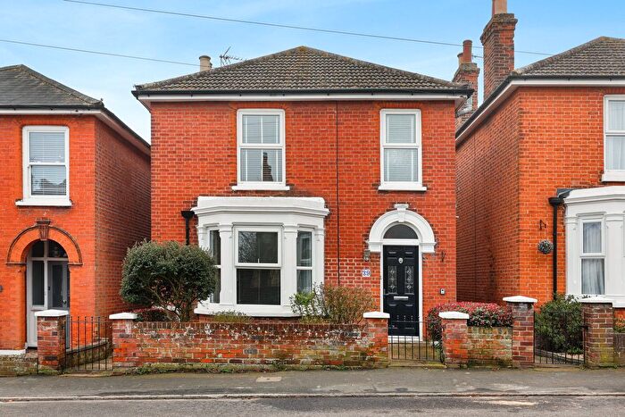 3 Bedroom Detached House For Sale In Ladysmith Avenue, Brightlingsea, Colchester, CO7