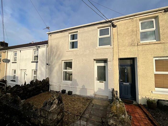 2 Bedroom Terraced House For Sale In Cwmamman Road, Garnant, SA18