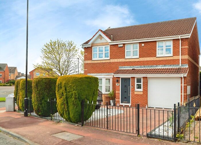 4 Bedroom Detached House For Sale In Berrington Drive, Newcastle Upon Tyne, NE5