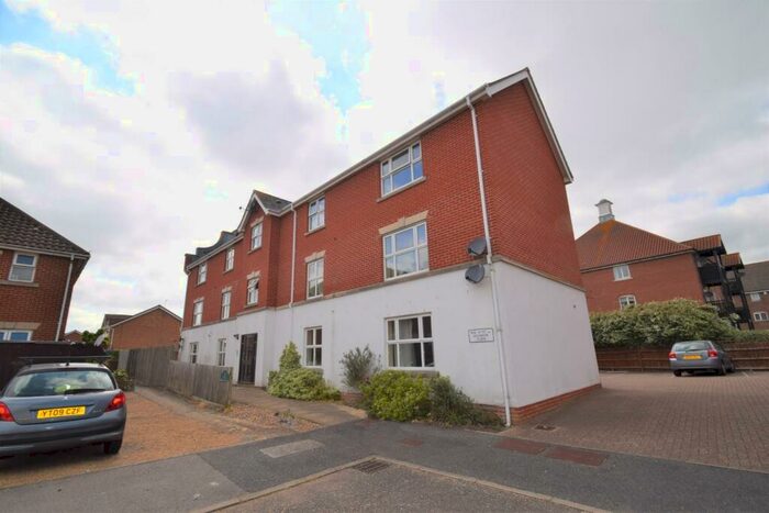 2 Bedroom Apartment To Rent In Salvador Close, Eastbourne, BN23