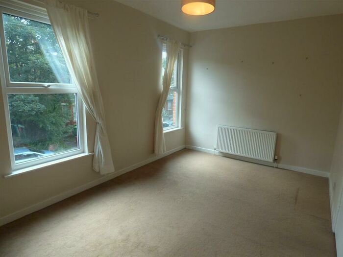 2 Bedroom Flat To Rent In Cresswell Grove, , West Didsbury, Manchester, M20