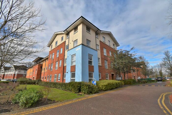 2 Bedroom Flat To Rent In Admiralty Close, West Drayton, UB7