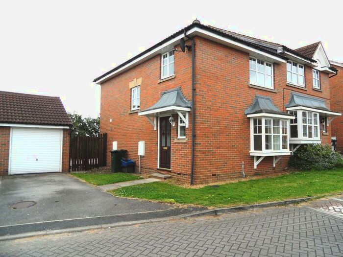 3 Bedroom Semi-Detached House To Rent In The Meadows, South Milford, LS25