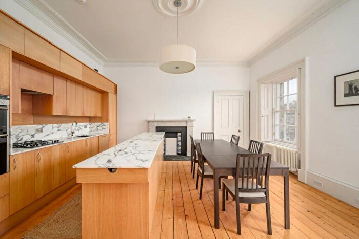 3 Bedroom Flat To Rent In Darnaway Street, New Town, Edinburgh, EH3